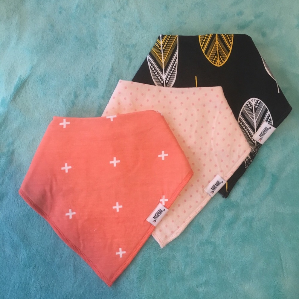 3-pack Mati Mati bibs, brand new